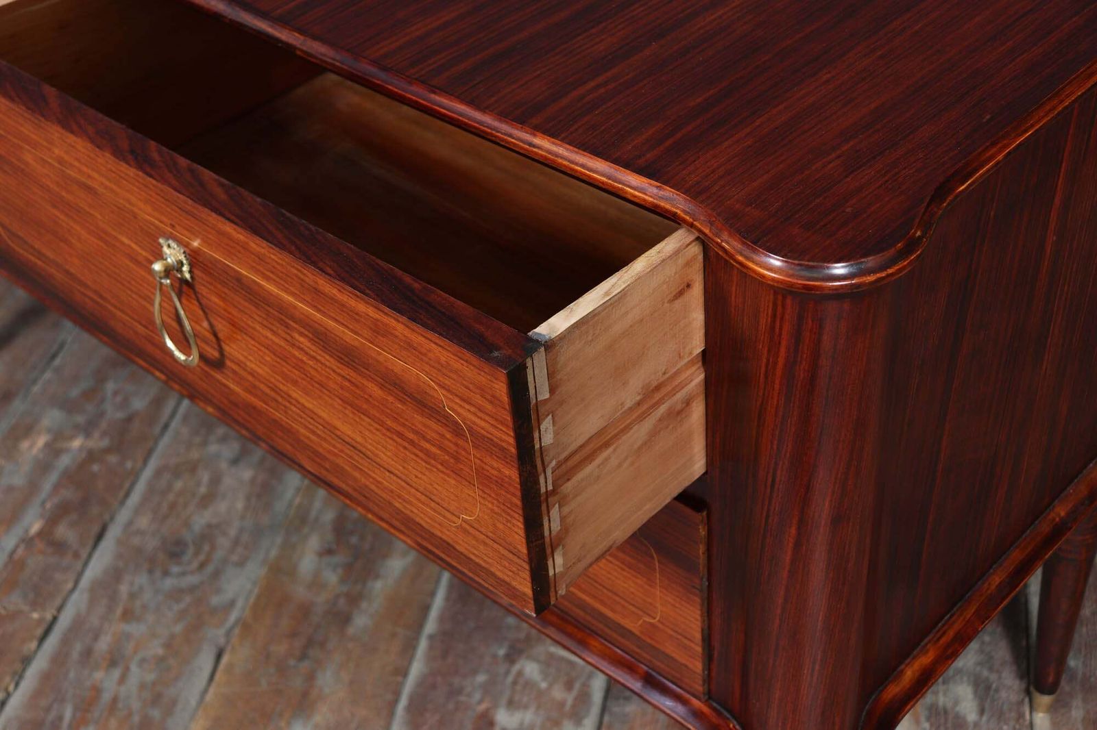 photo vinterior Mid Century Italian Chest Of Drawers