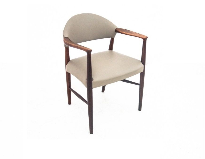 Scandinavian Modern Beige Leather Armchair, Denmark, 1960s. After Restoration. photo furniture
