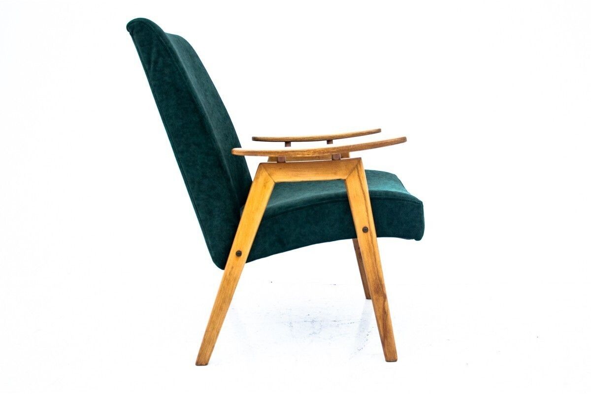 photo vinterior Two Vintage Green Armchairs By Jaroslav šmídek For Jitona, Czechoslovakia, 1960s
