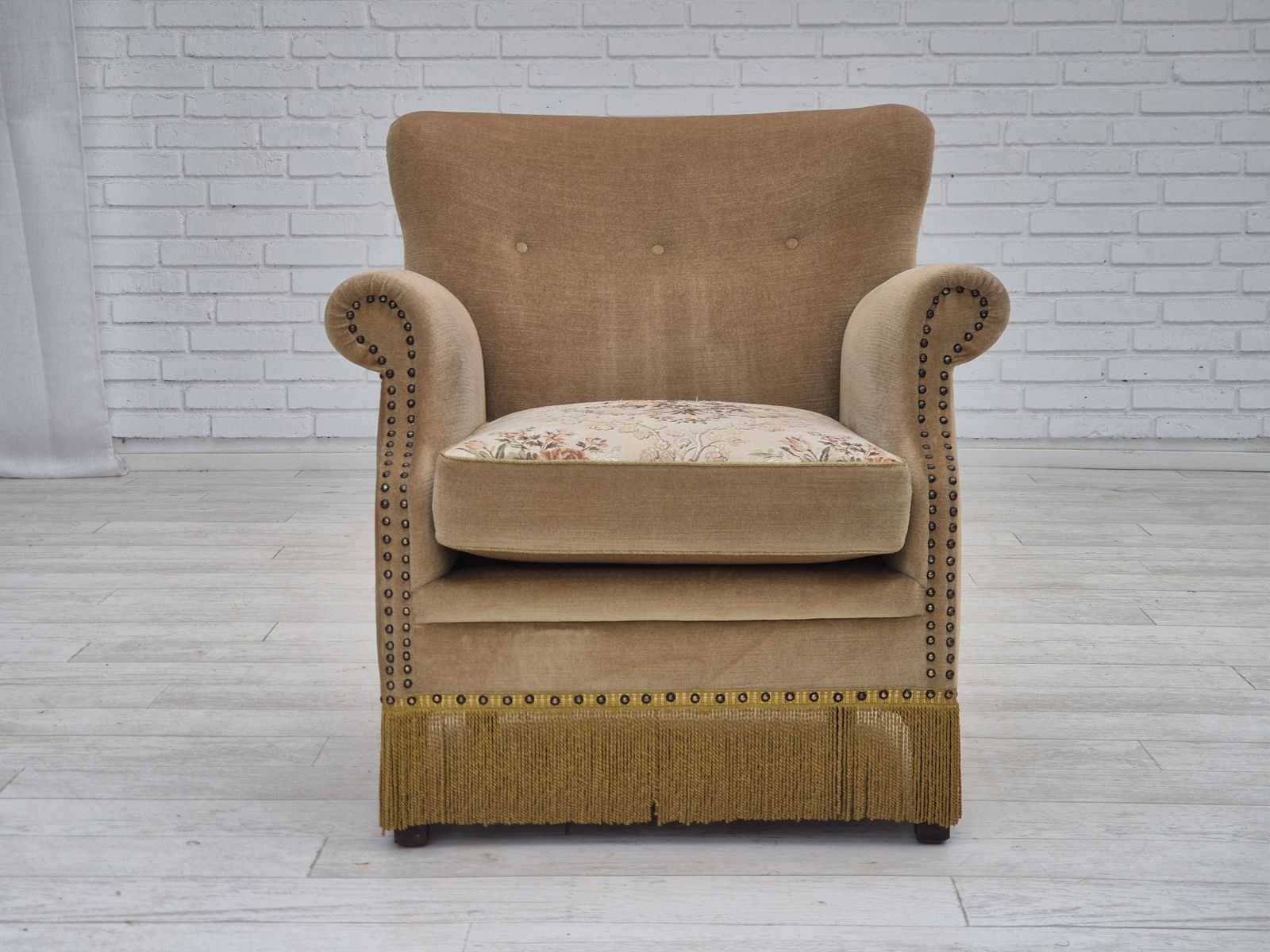 photo furniture 1960s, Danish Lounge Chair, Green Furniture Velour, Original Condition.