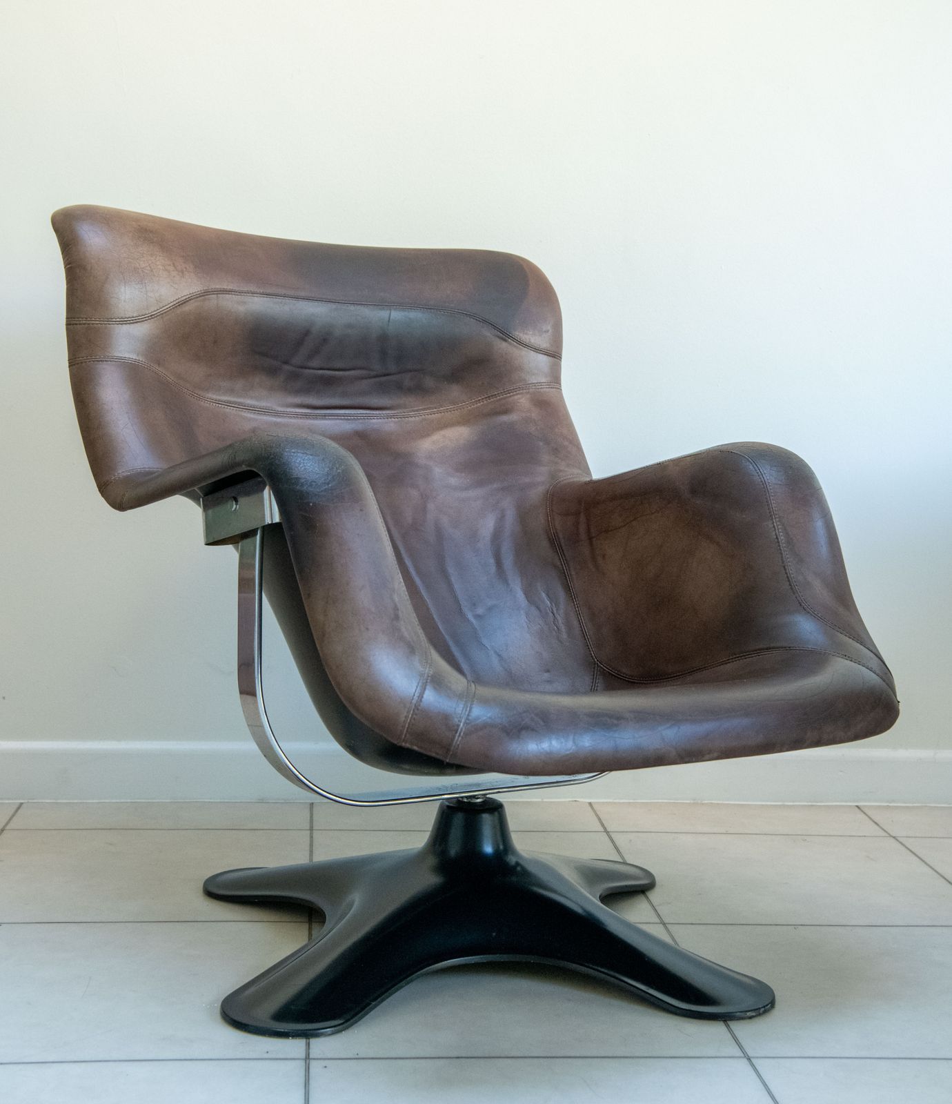 photo furniture Karuselli Lounge Chair Designed By Yrjö Kukkapuro (Finnish C 1975)