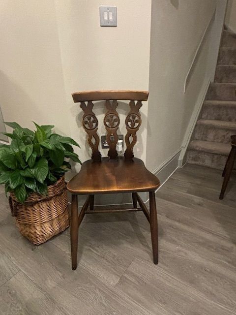4 Ercol Windsor Fleur De Lis Chairs Traditional Finish Free Nationwide Delivery