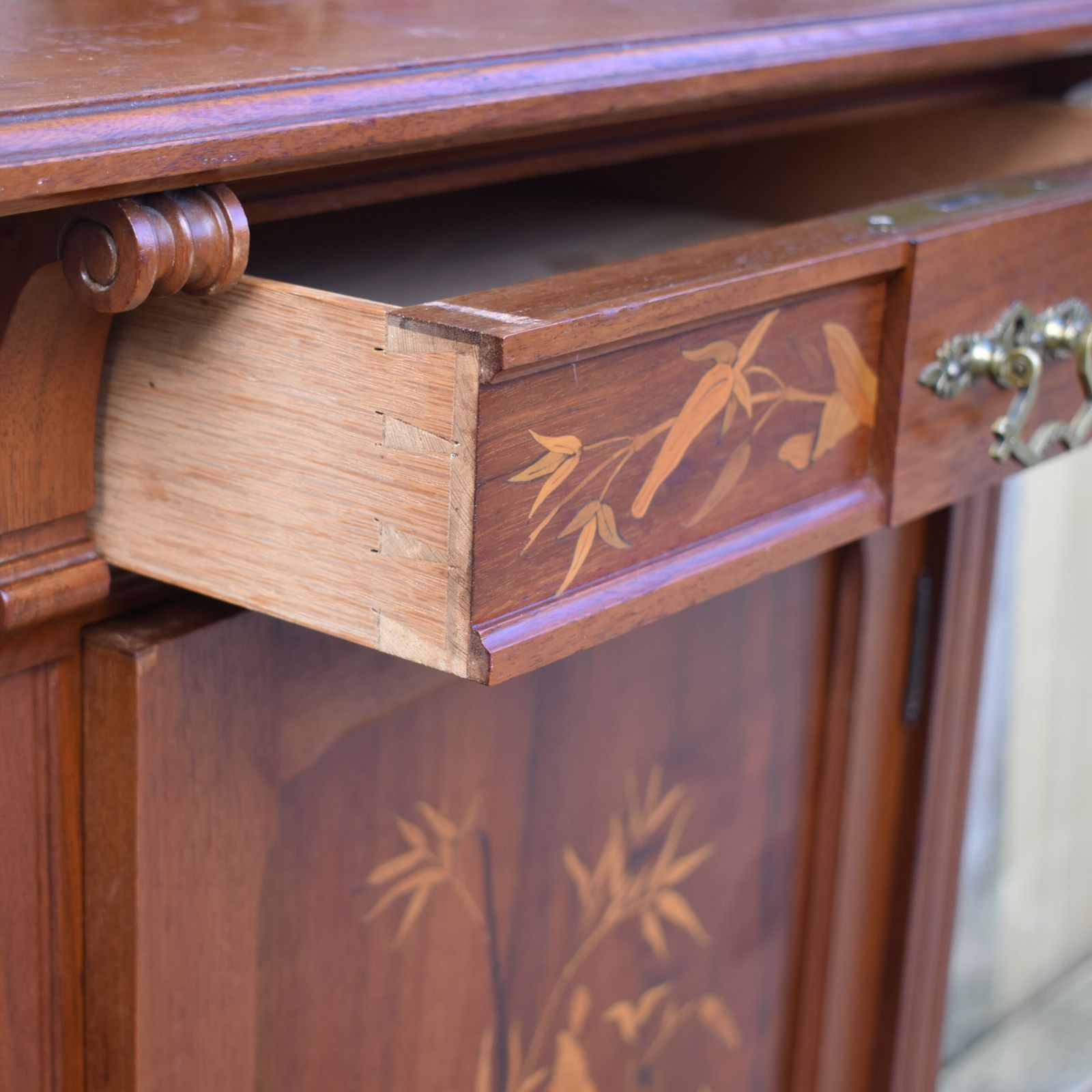 595.0 Antique 1930s Rare Oscar Nilsson Snickara Stockholm Bird Inlaid Rosewood Cabinet photo