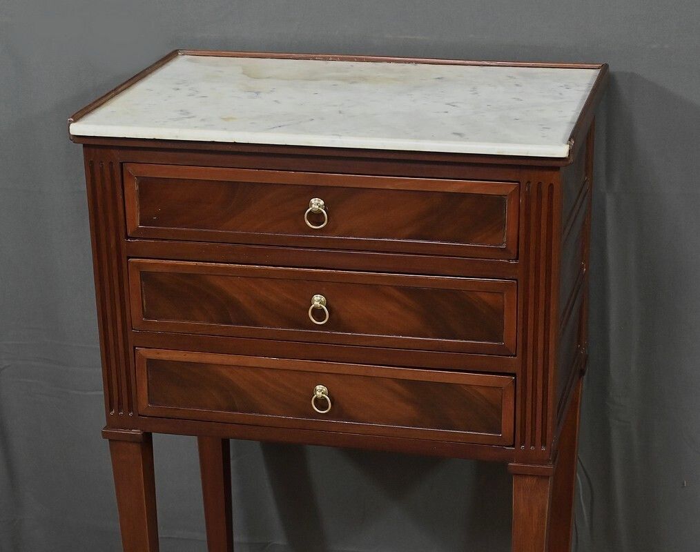 photo furniture Small Mahogany Chest Of Drawers, Louis XVI Style – Part 2 Of The 19th Century