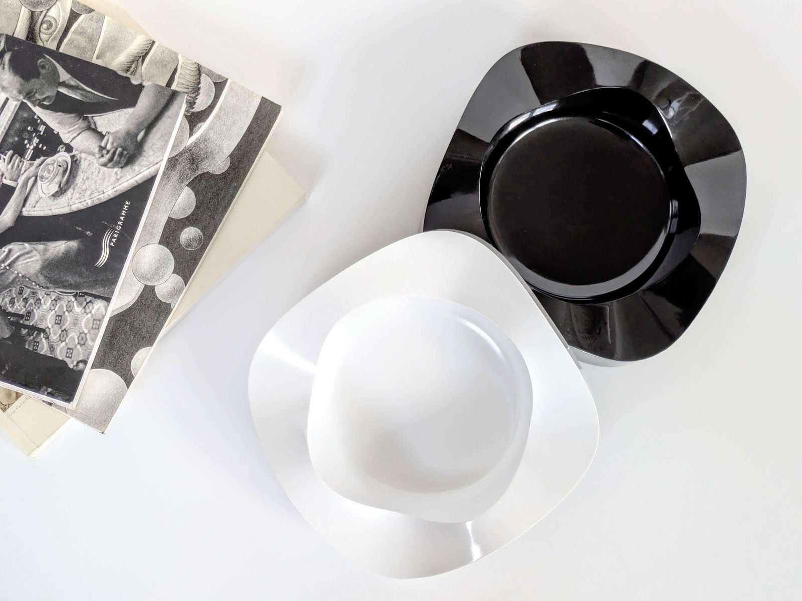 2 X Space Age Ashtrays | Black And White | Walter Zeischegg For Helit Germany, 1960's photo 112.0