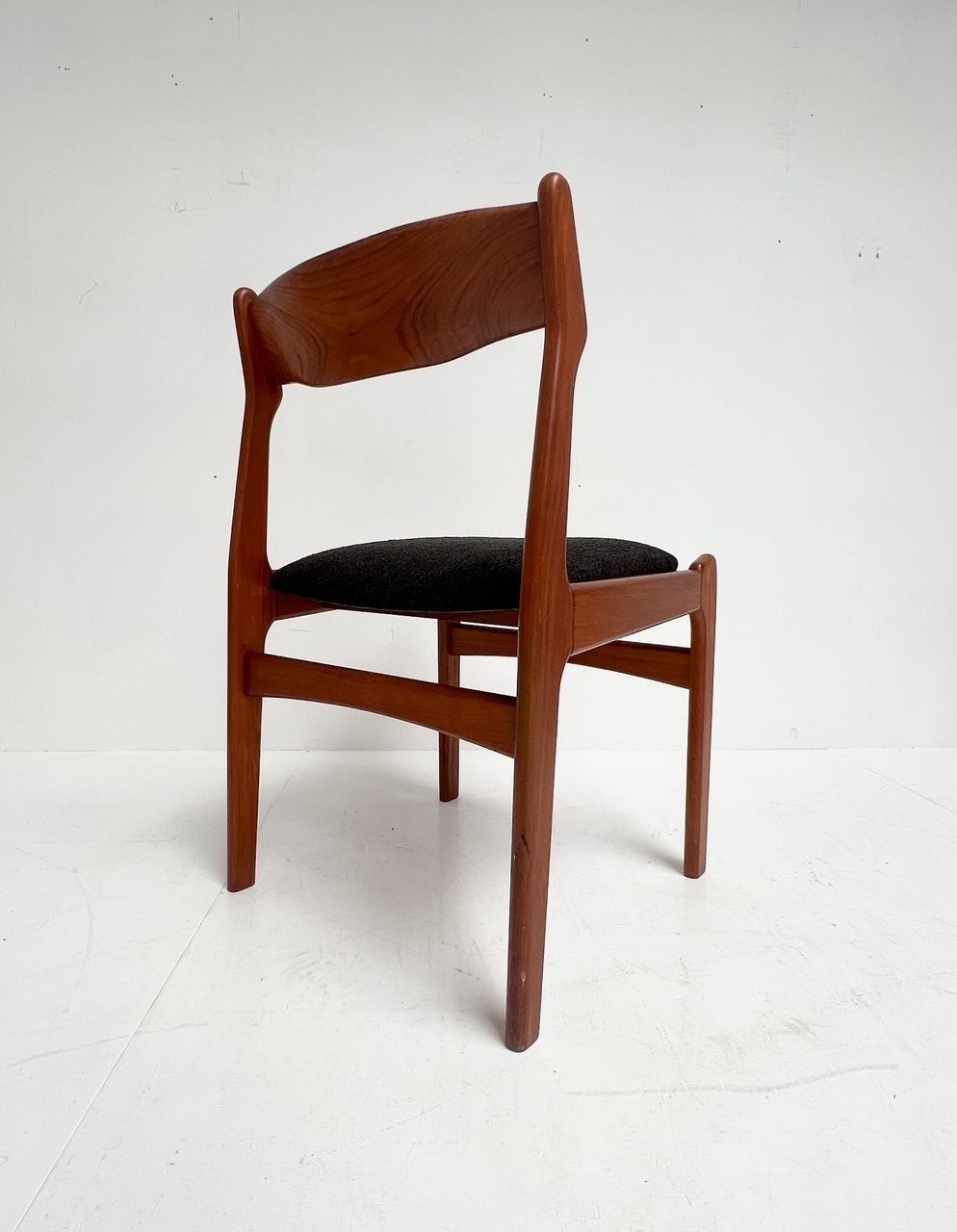 1675.0 Re Upholstered Set Of 6 Design Chairs By Burchardt Nielsen, 1960s photo