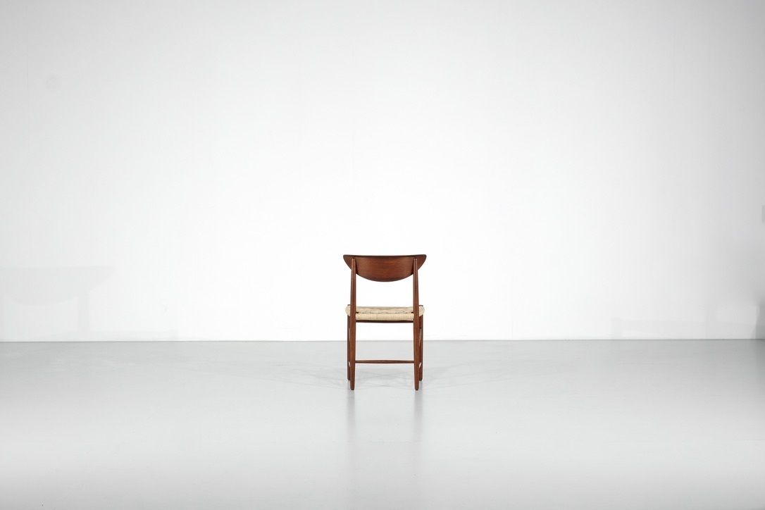 Chair " 316 "By Peter Hvidt & Mölgaard Nielsen For Søborg Møbelfabrik. photo furniture