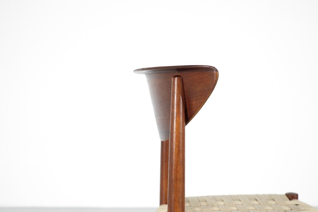 950.0 Chair " 316 "By Peter Hvidt & Mölgaard Nielsen For Søborg Møbelfabrik. photo