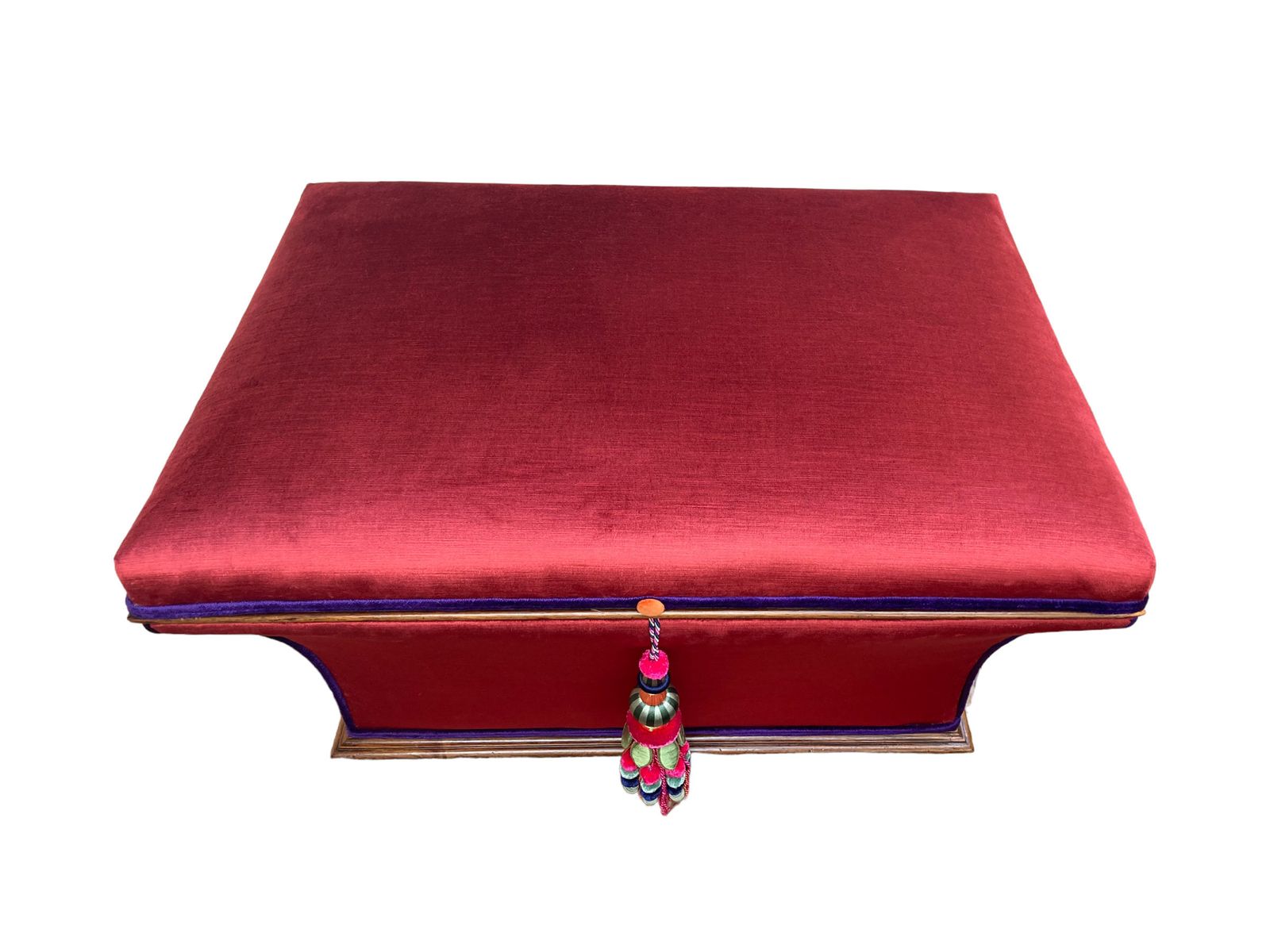 Large Victorian Concave Ottoman  In Walnut Fully Restored Ands Upholstered In Italian Made Velvet With A Tassel photo Furniture