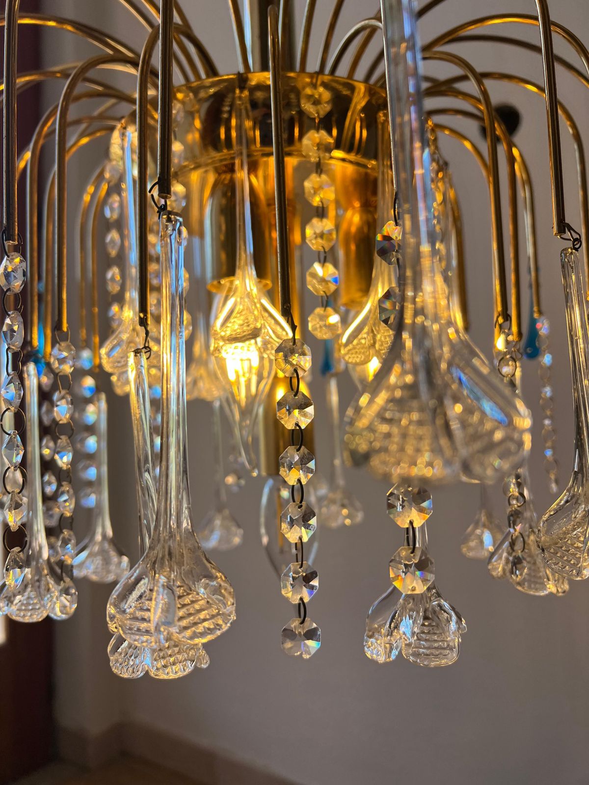 photo furniture Grace Kelly's Tears Murano Chandelier 1980s