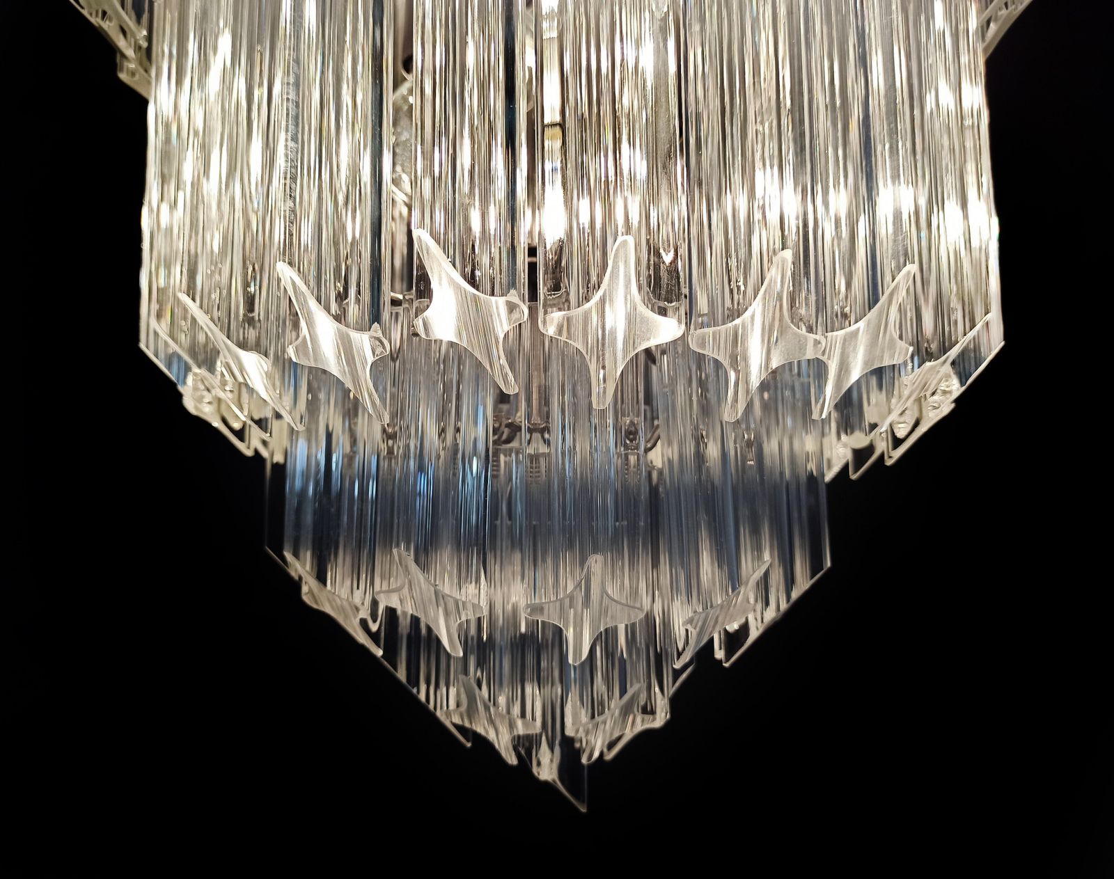4613.0 Elegant Stylish Murano Glass Chandeliers   112 Transparent Quadriedri photo