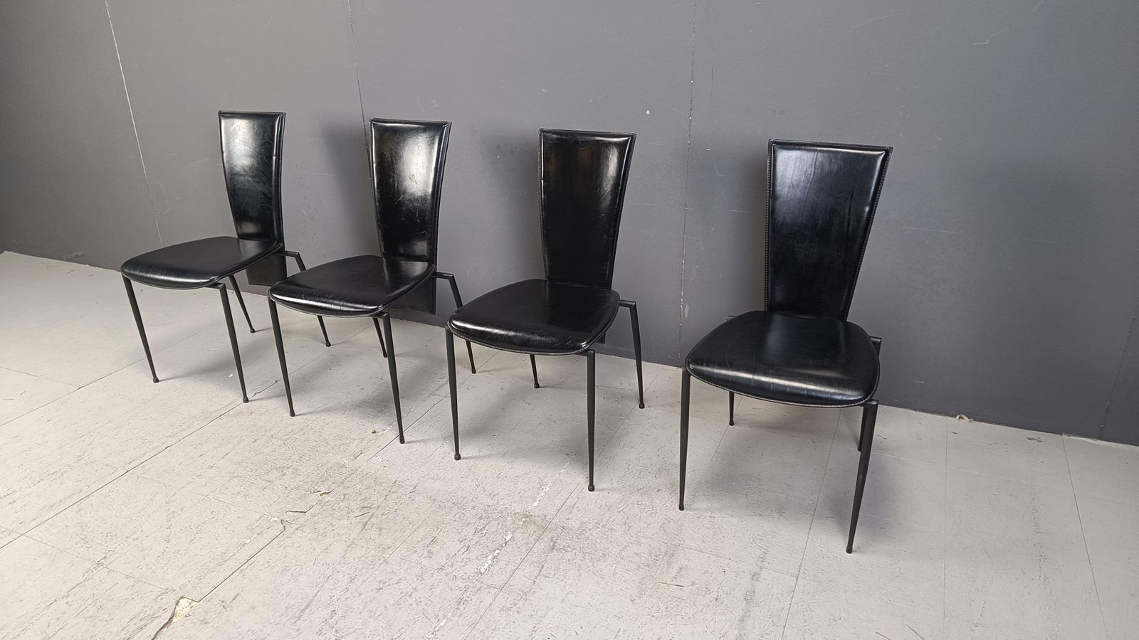 photo furniture Set Of 4 Postmodern Dining Chairs By Arper Italy, 1980s