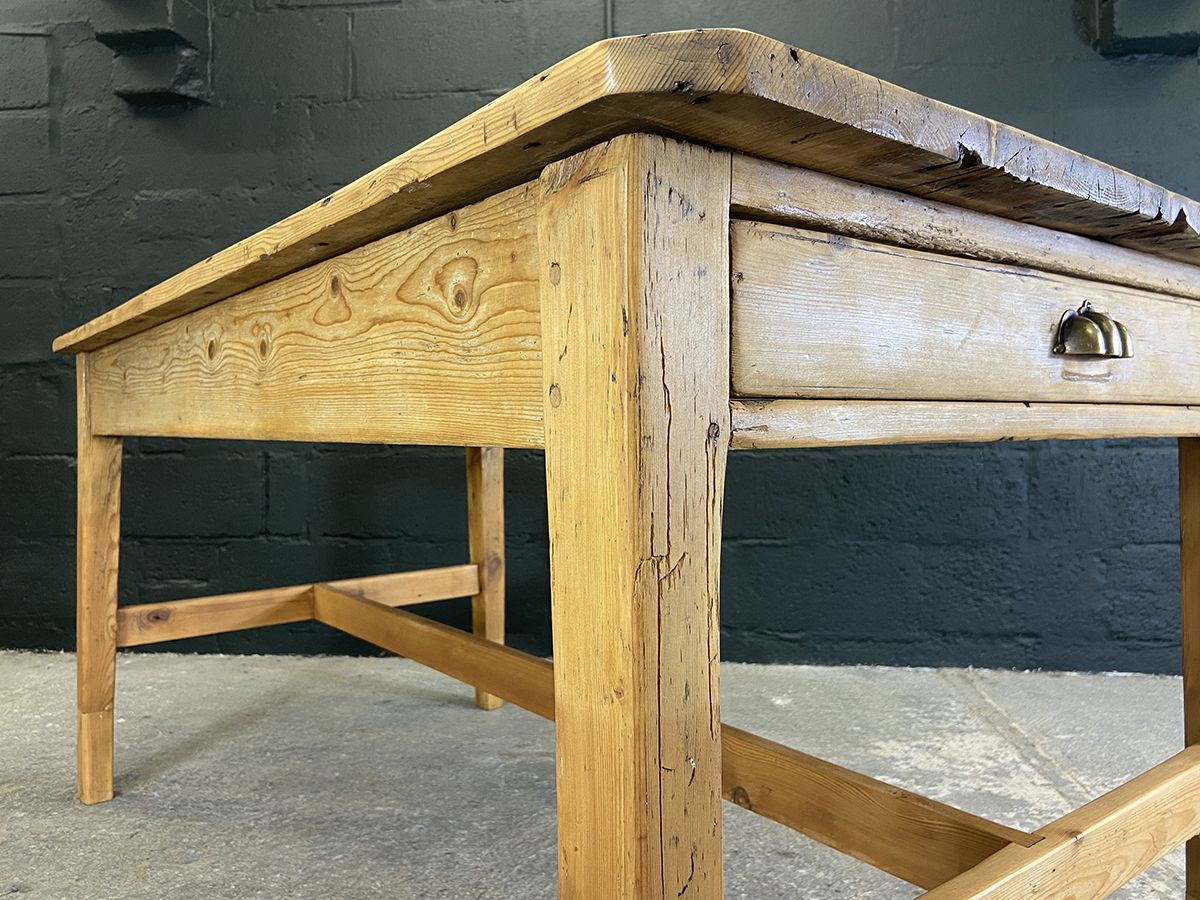Dorset Farmhouse Pine Kitchen Table photo 1095.0