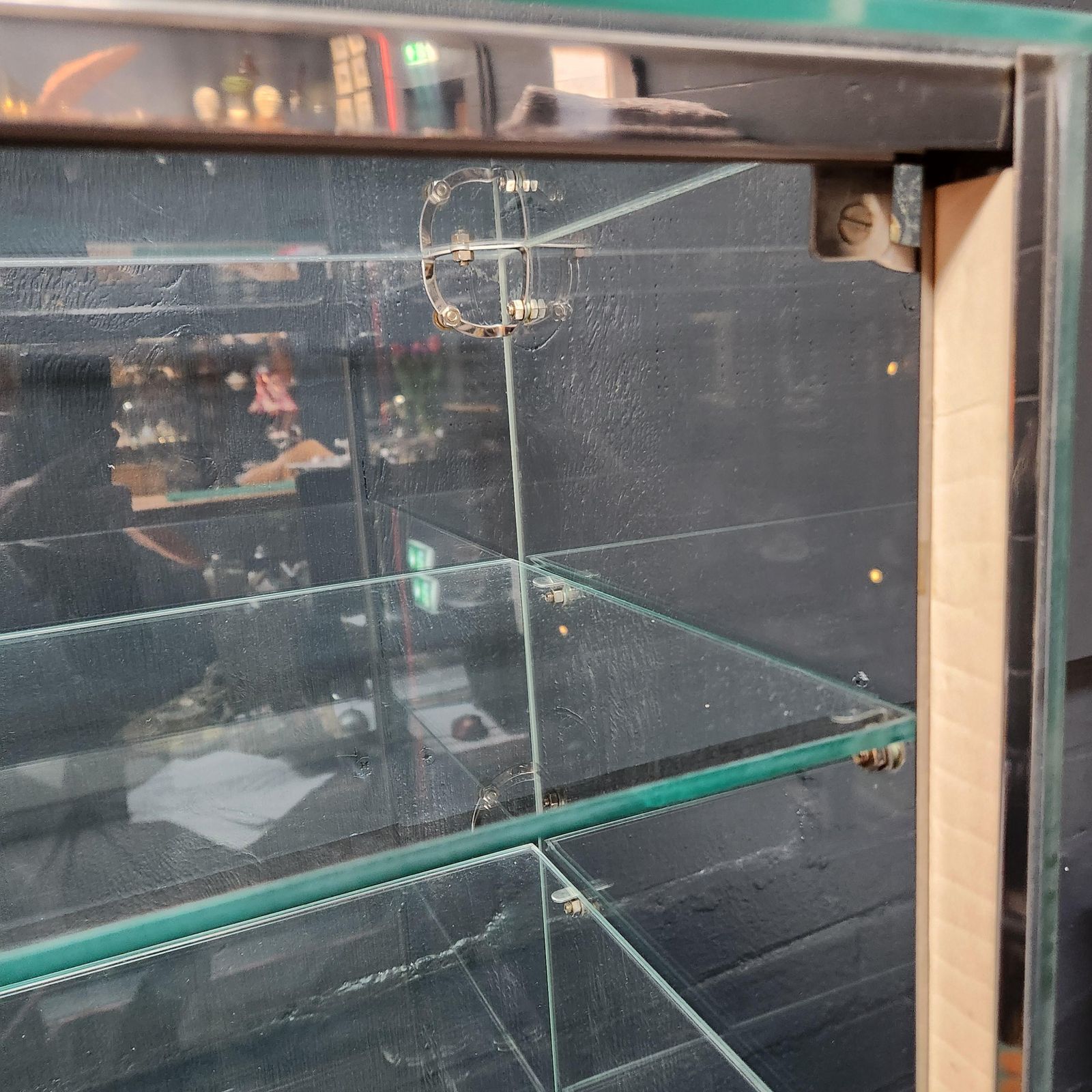 Mid 20thc Seal Brand Retail Counter Top Display Cabinet photo vinterior