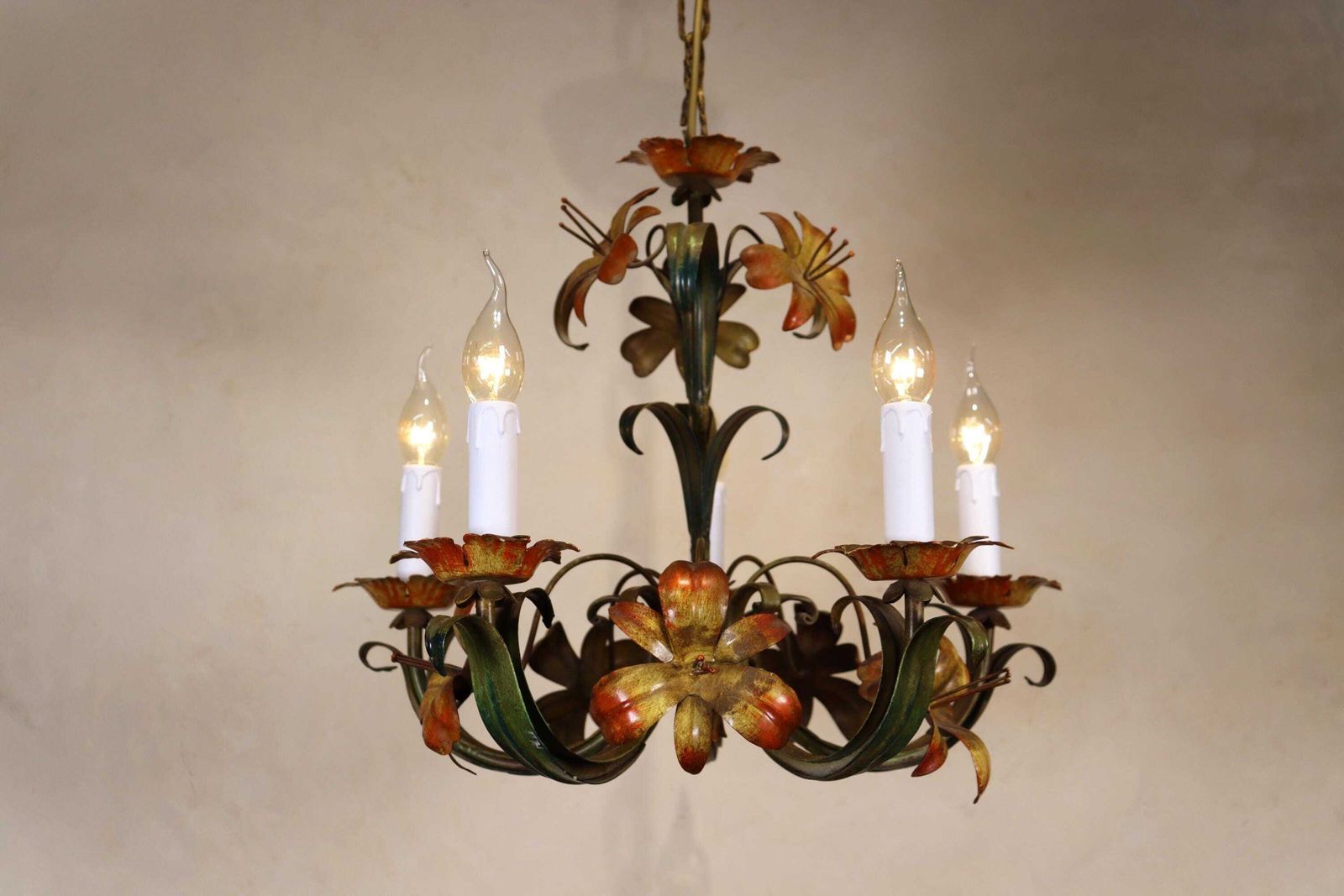 Vintage Antique Style Italian Tole Natural Flower Chandelier (St.220)