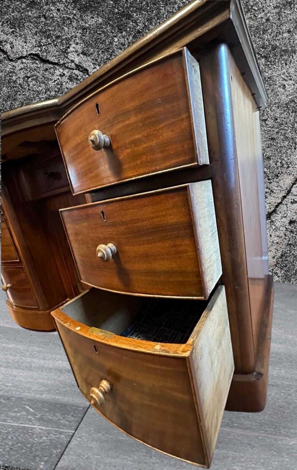 Late Victorian One Piece Mahogany Bow Breakfront Six Drawer Kneehole Desk photo vintage