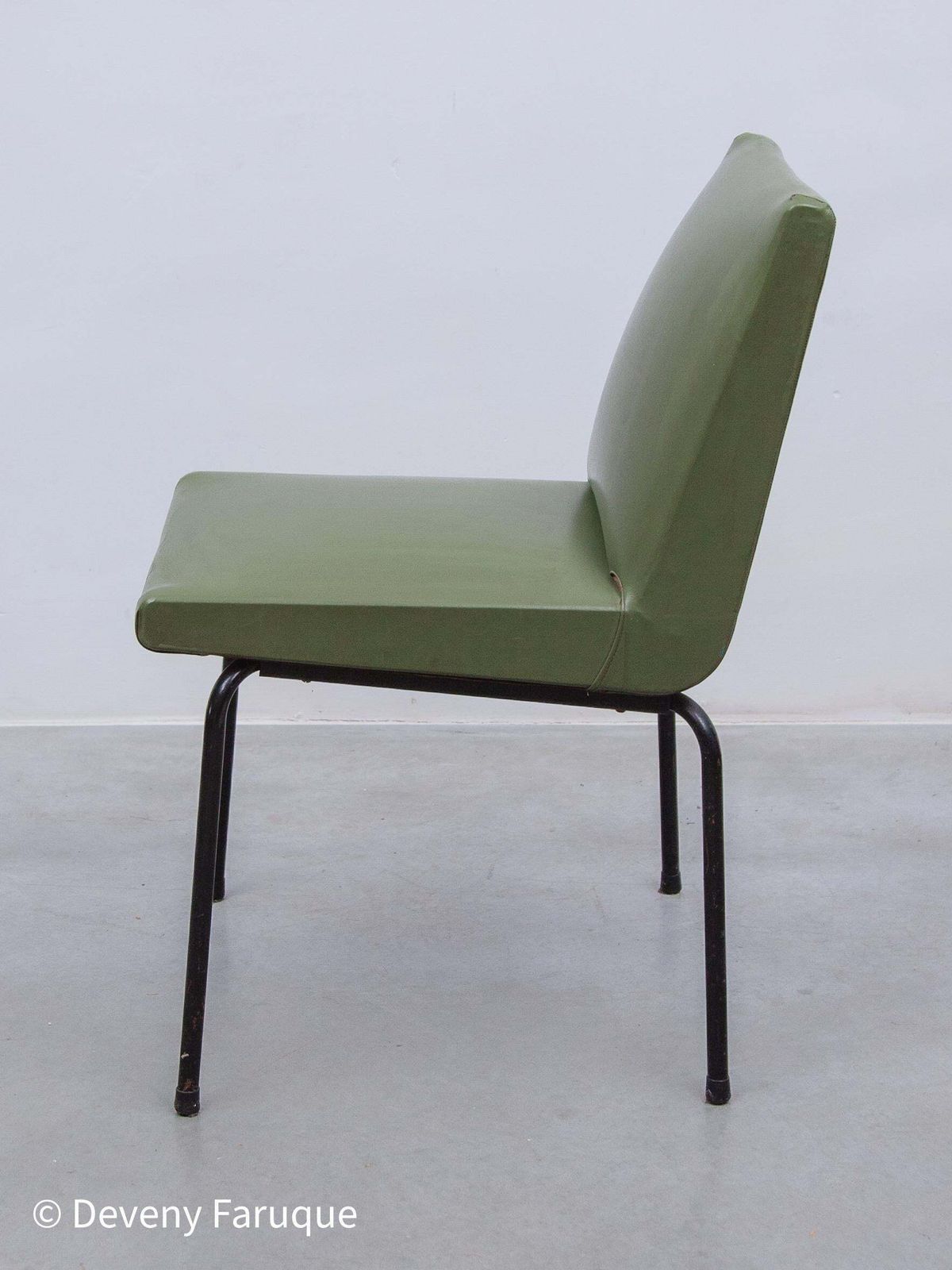 Set Of Five Dining Room Chairs Designed By Pierre Guariche For Meurop, Belgium photo for sale