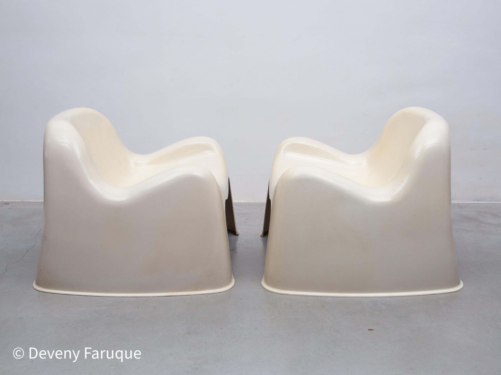 Space Age Set Of Two "Toga" Artemide Lounge Chairs Designed By Sergio Mazza photo 4564.0