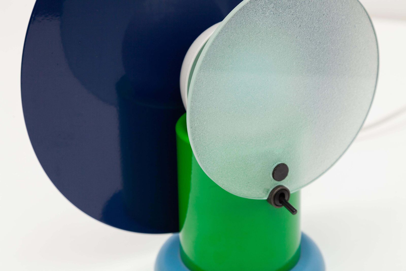 Model 'Round' Desk Lamp By Michel De Lucchi For Bieffeplast, Italy, 1983 photo vintage