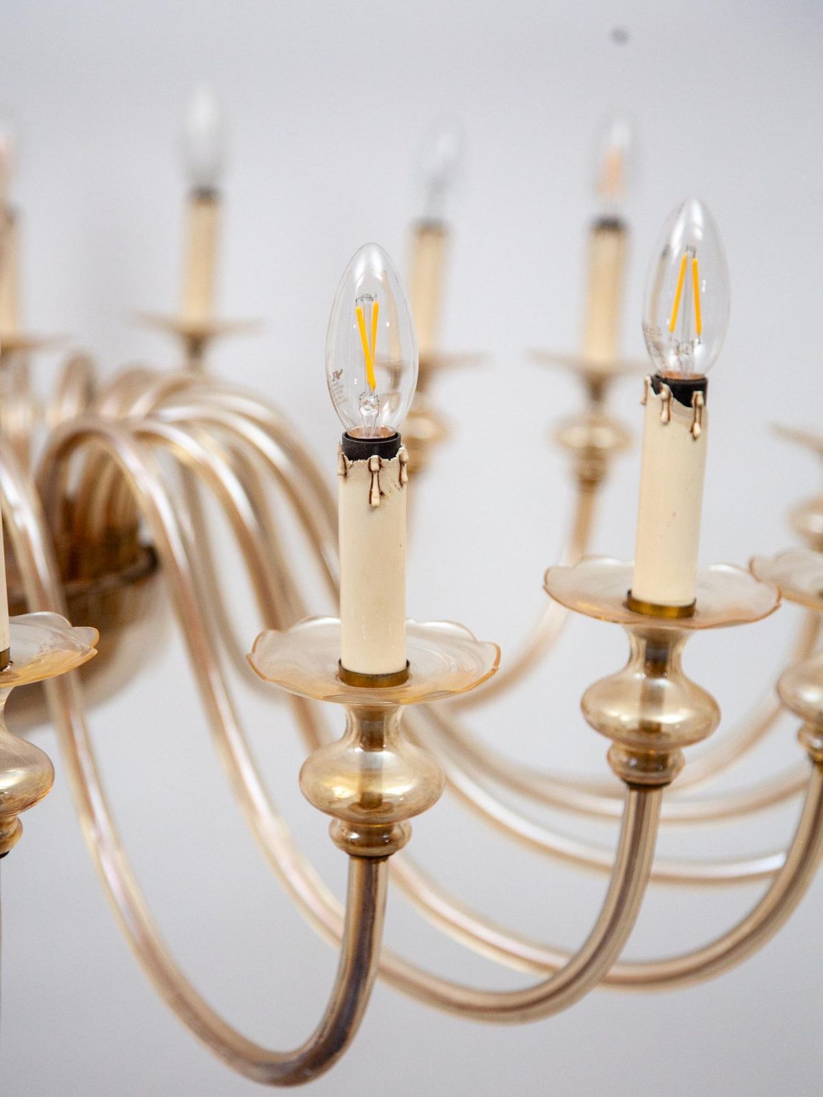 photo furniture Hollywood Regency Murano Large Eighteen Arms Amber Glass Chandelier, 1950s