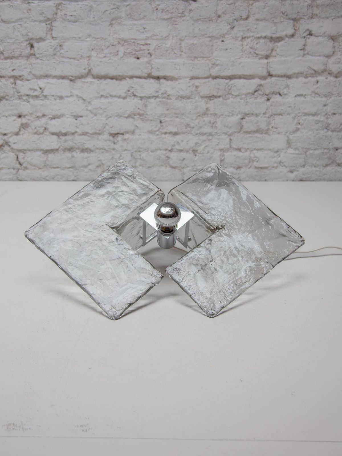 Rare Ice Glass Table Lamp By Alfredo Barbini  Murano Glass Venini, 1960s photo vinterior
