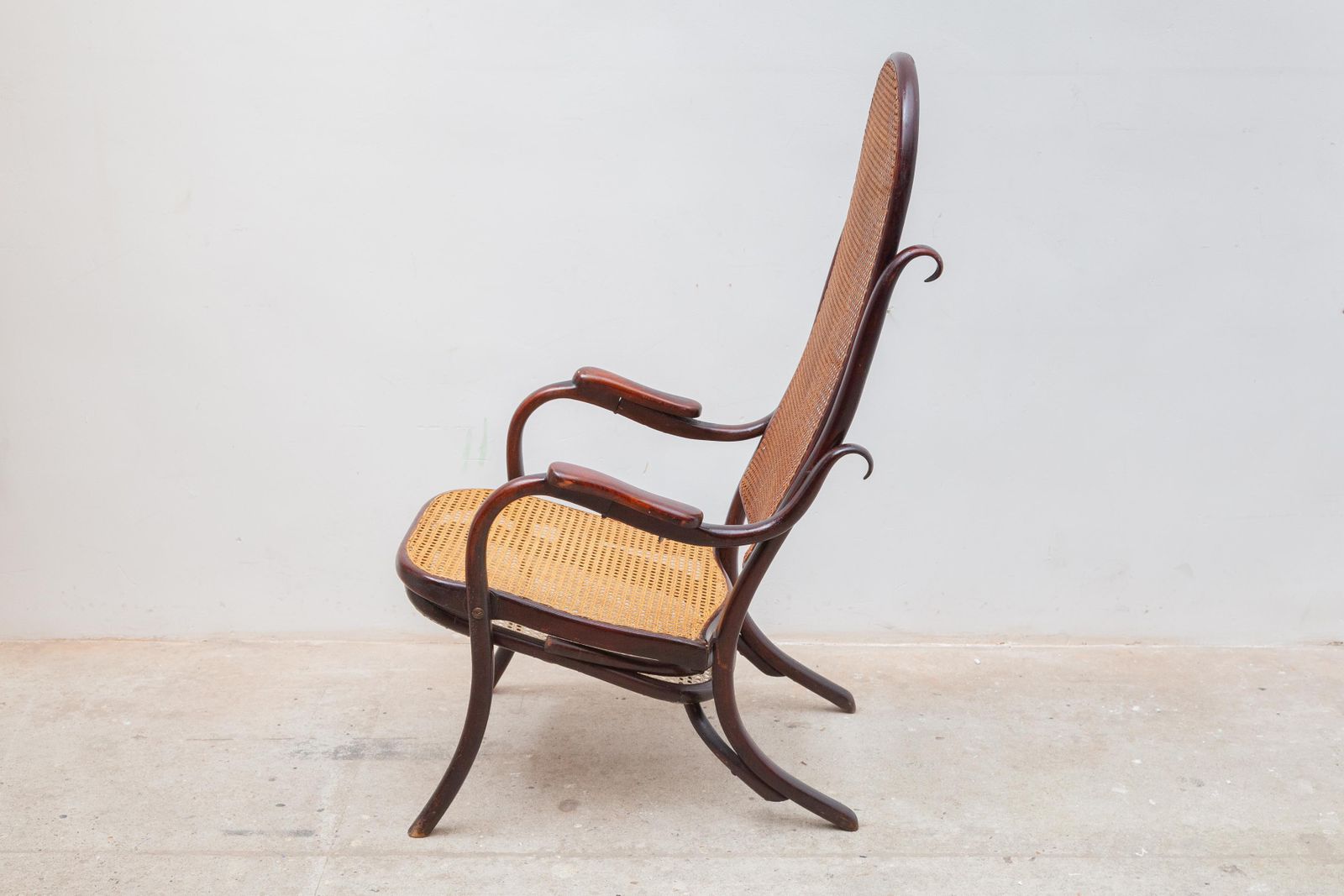 Folding Lounge Chair By Thonet With Adjustable Footstool 19th Century photo 2755.0