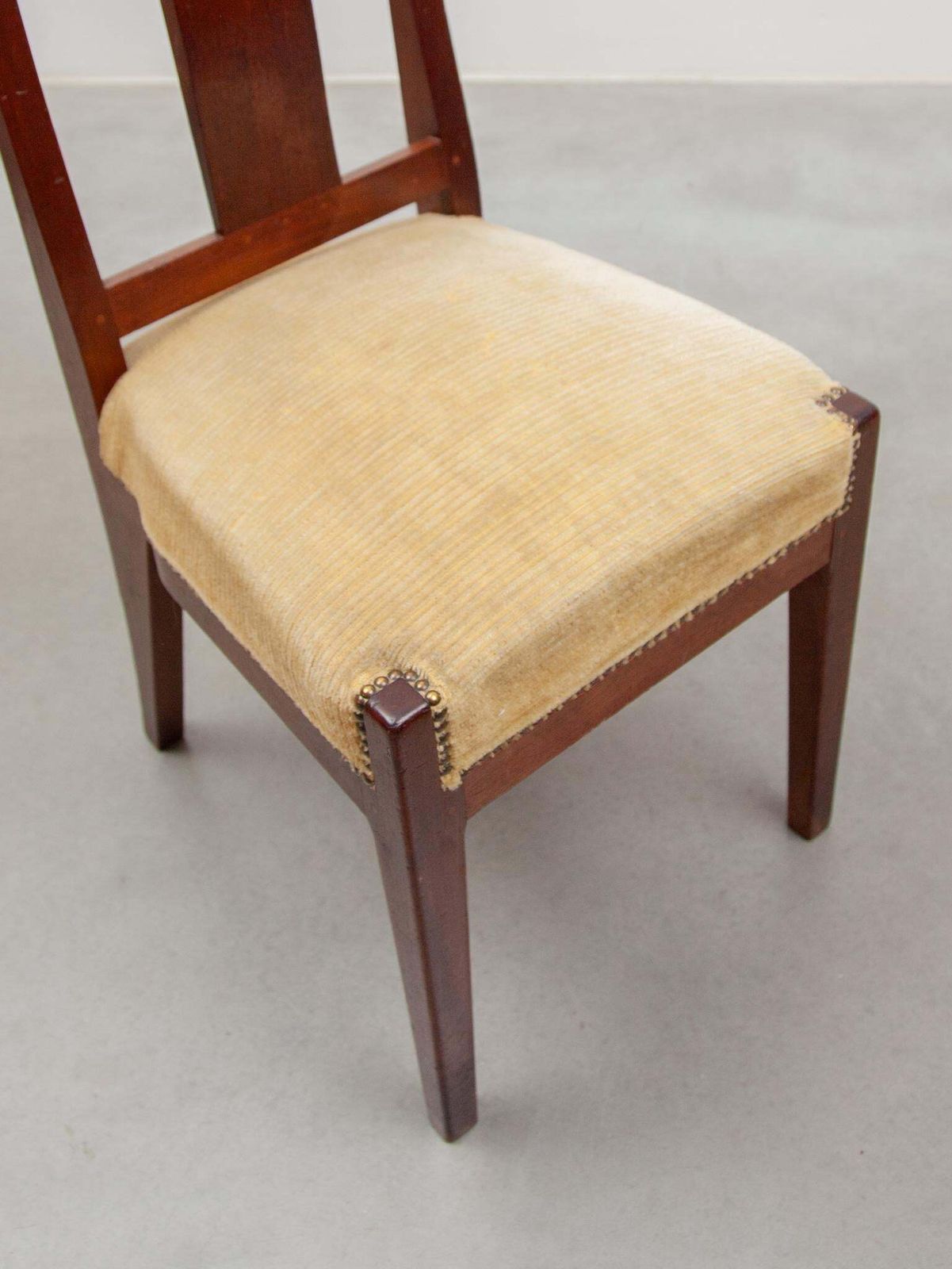 photo buy Arts And Crafts Amsterdamse School Set Of Six Chairs By Jac. Van Den Bosch, 1909