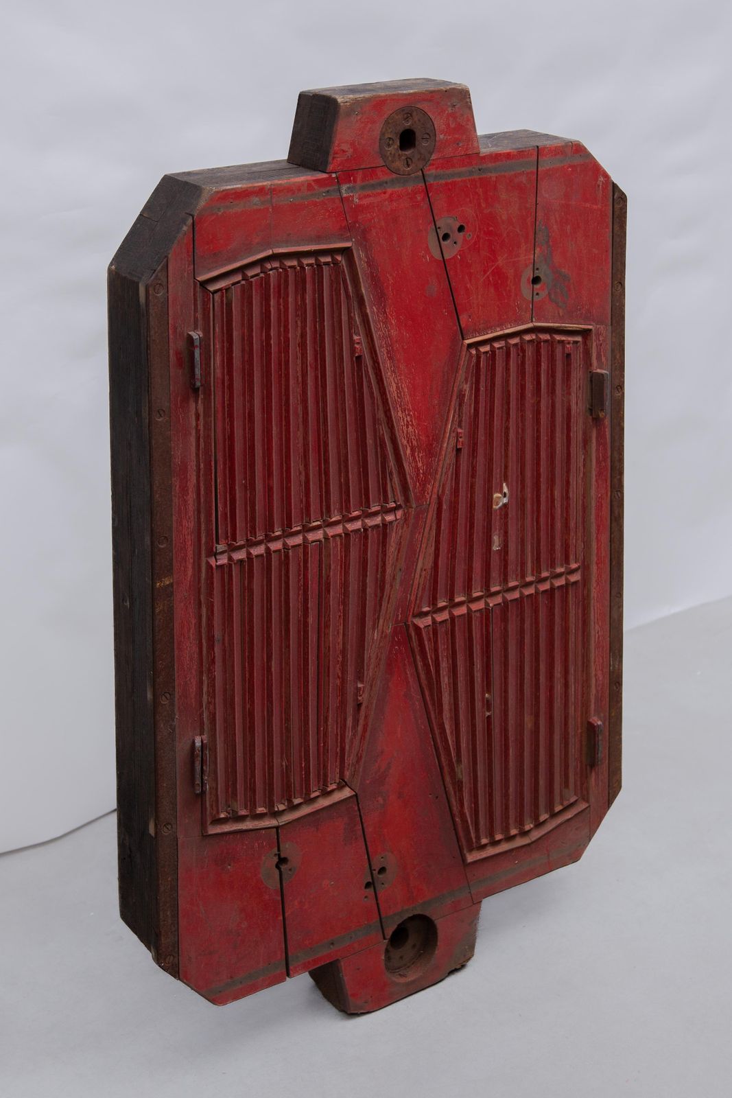 Machine Age Industrial Wooden Foundry Mold For A Chrome Car Grill, France, 1950s photo Home Decor