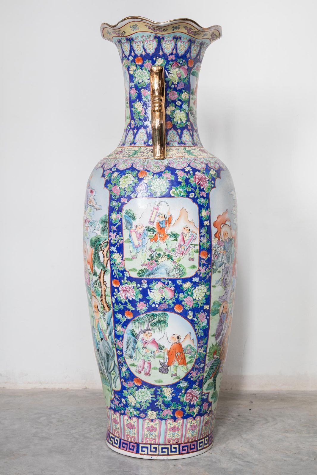 Polychrome Chinese Hunting Scene Large Porcelain Vase Rose Family, 1960s photo Home Decor
