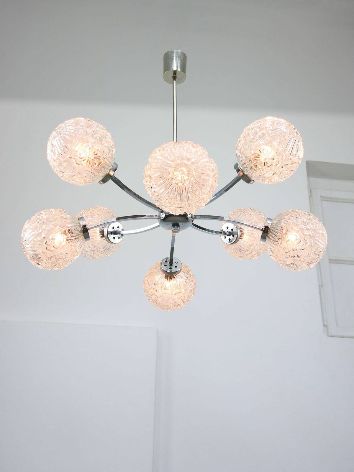 1040.0 Mid Century Italian 8 Arm Chrome And Crystal Chandelier 1960s photo
