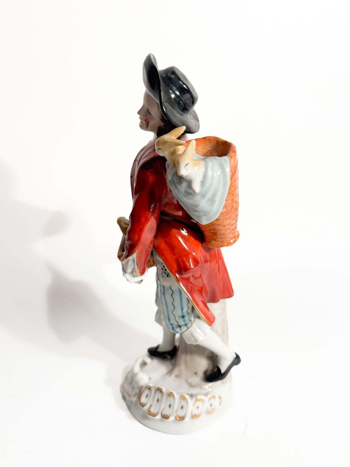 photo furniture Polychrome Porcelain Figurine Sitzendorf Of Rabbit Seller From The 1800s
