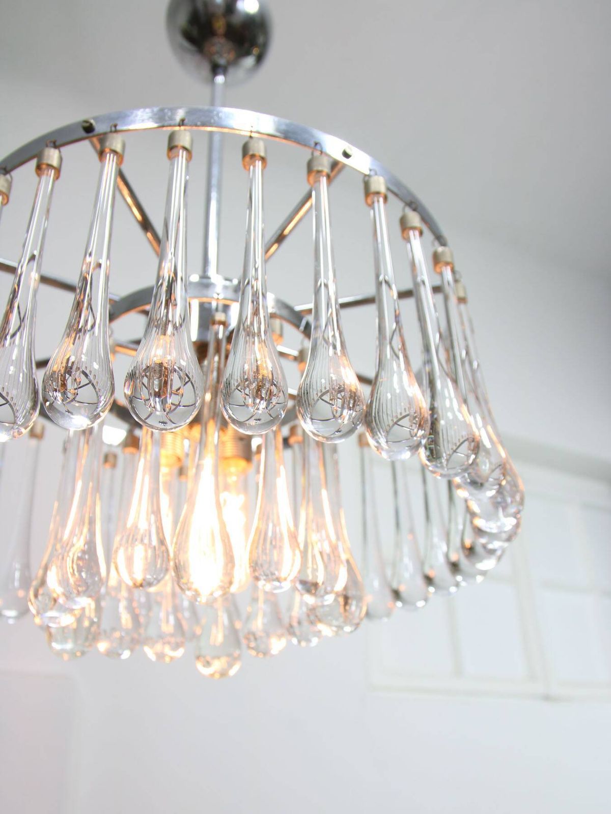 Mid Century Italian Crystal Teardrop Chandelier, 1960s photo for sale