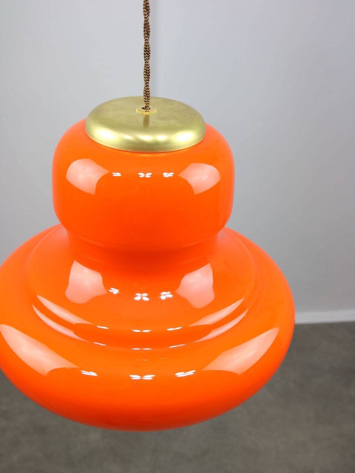 photo vinterior Mid Century Italian Orange Glass And Brass Pendant Lamp