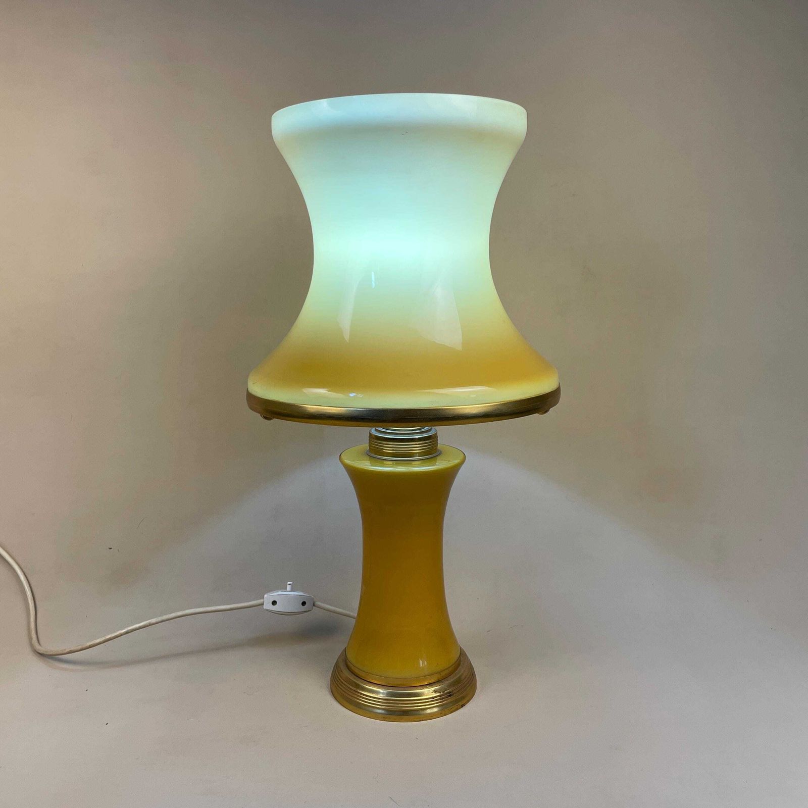 Vintage Mushroom Lamp Yellow All Glass Light Bedside Table Desk Brass Metal Gold Antique Medium Interior Design Retro Art Deco photo vintage