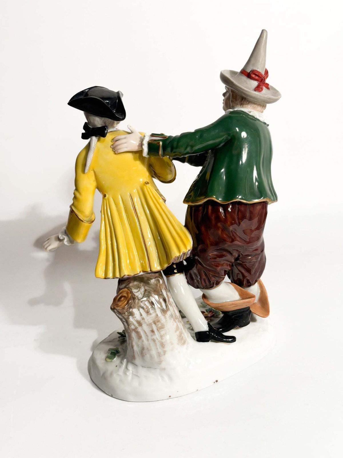 photo furniture Polychrome Porcelain Sculpture Group From Ludwigsburg Of The 1800s