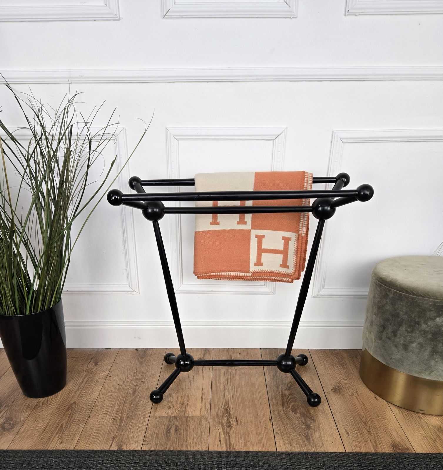 Italian Black Walnut Space Towel Rack Rail With Carved Legs photo furniture