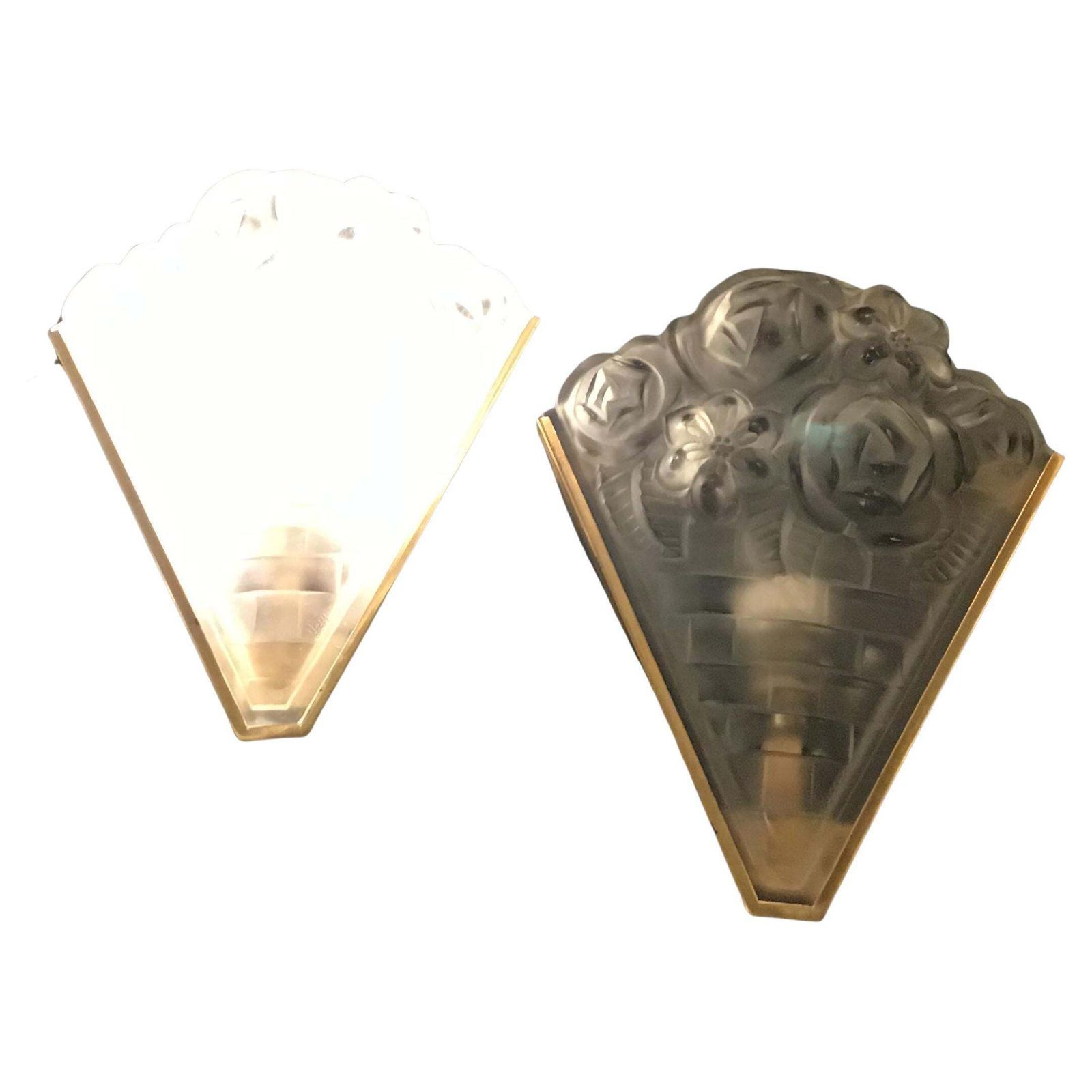 Degue' Pair Of French Wall Lights 1930s Frosted Glass Metal Chrome France photo furniture