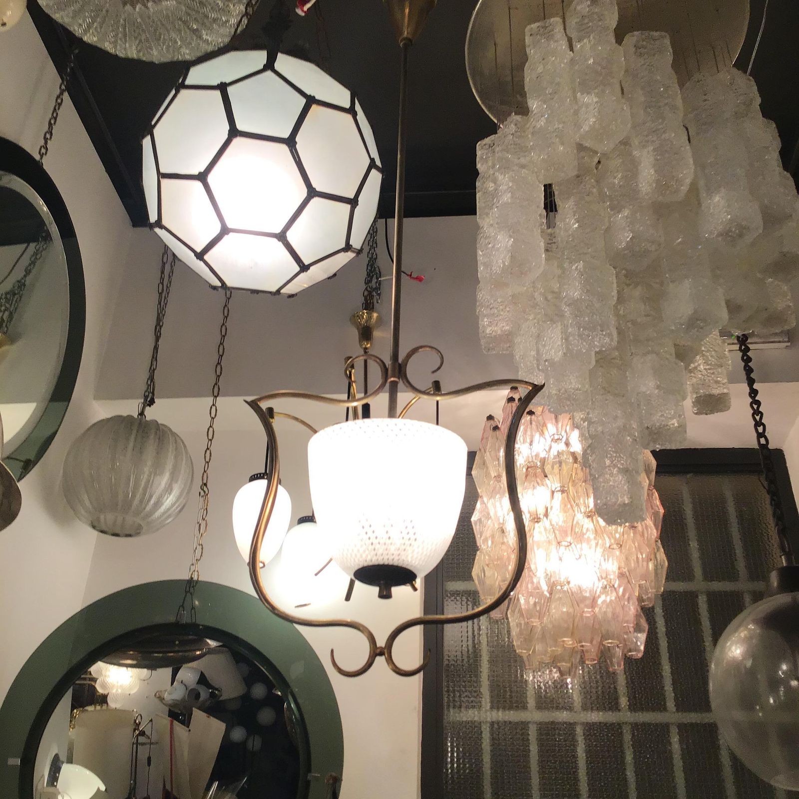 photo furniture Venini Chandelier Filigrana Brass Murano Glass 1930 Italy