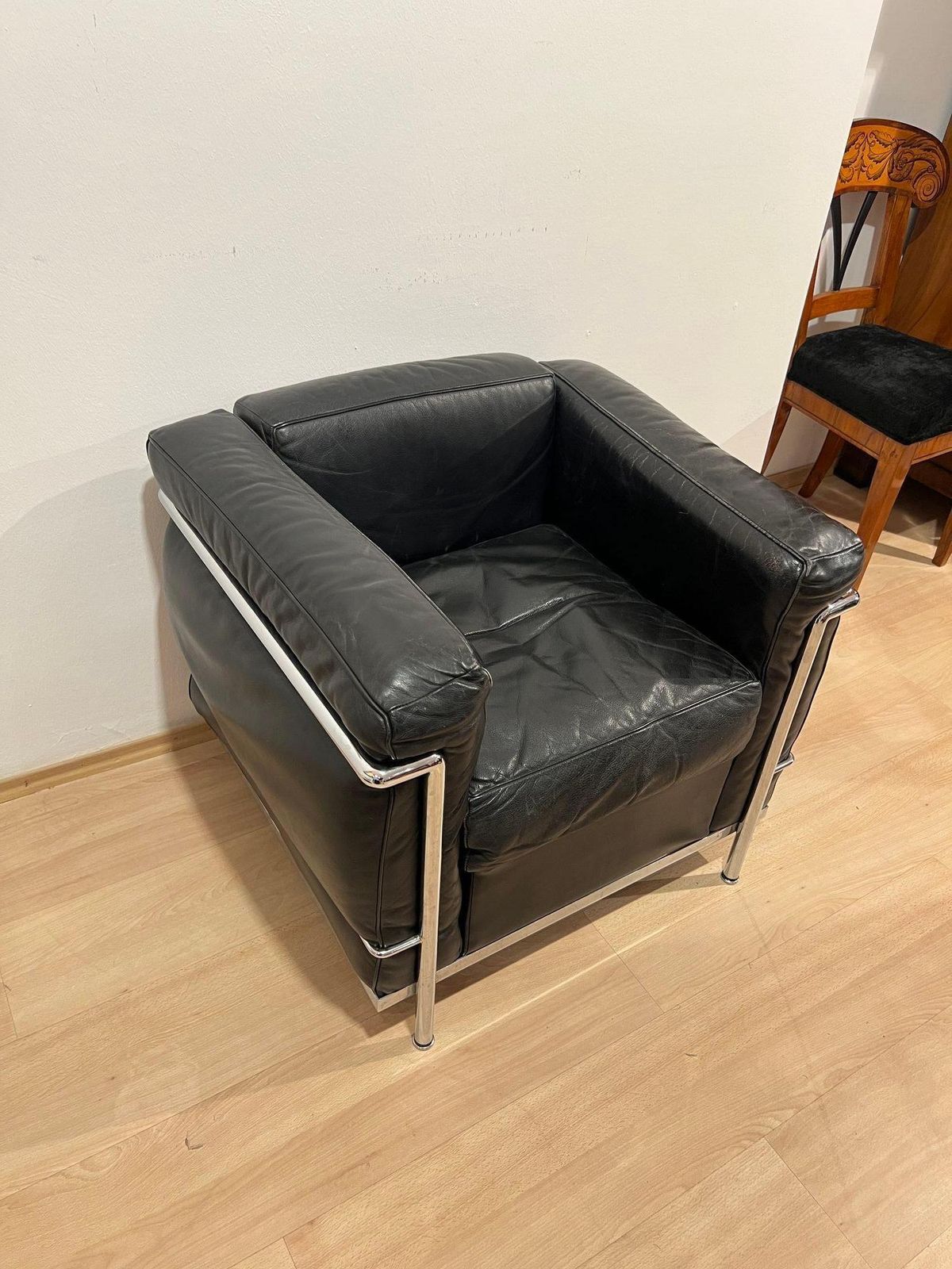 photo for sale Lc2 Armchair, Chromed Steeltube And Black Leather, Italy Circa 1960s