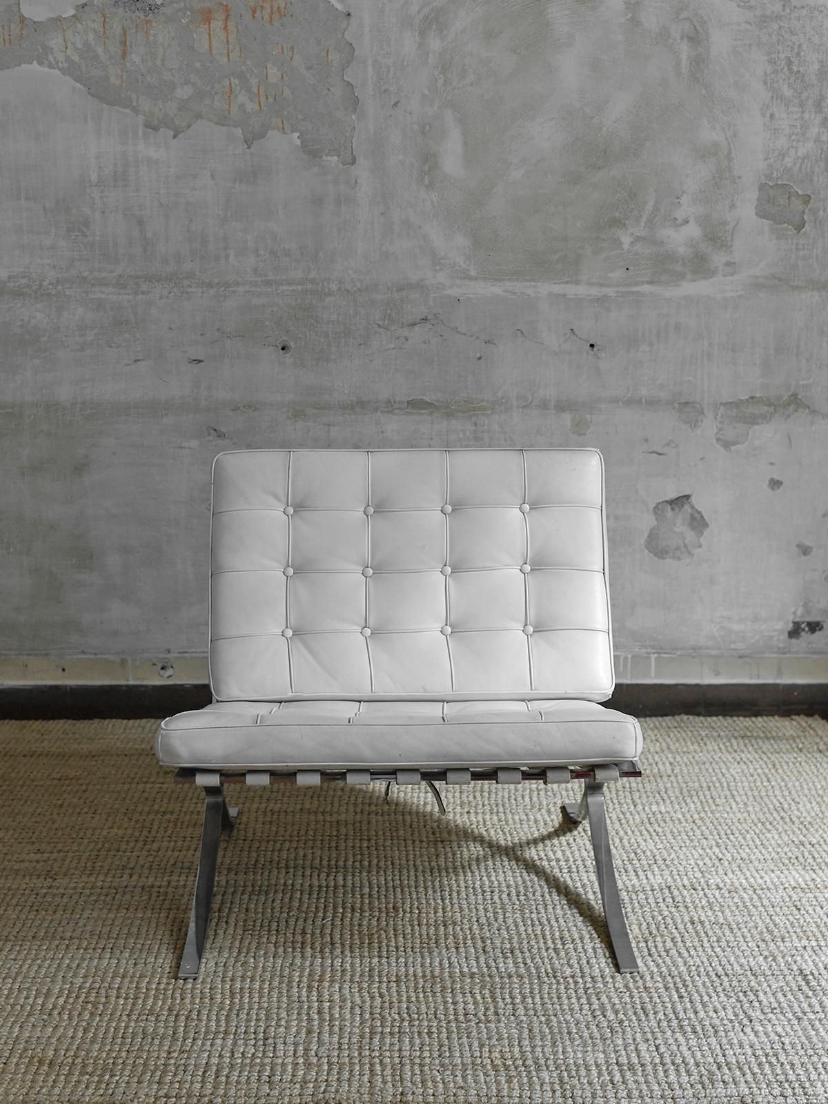 Pair Of Mr90 Barcelona Chairs By Mies Van Der Rohe For Alivar photo vinterior