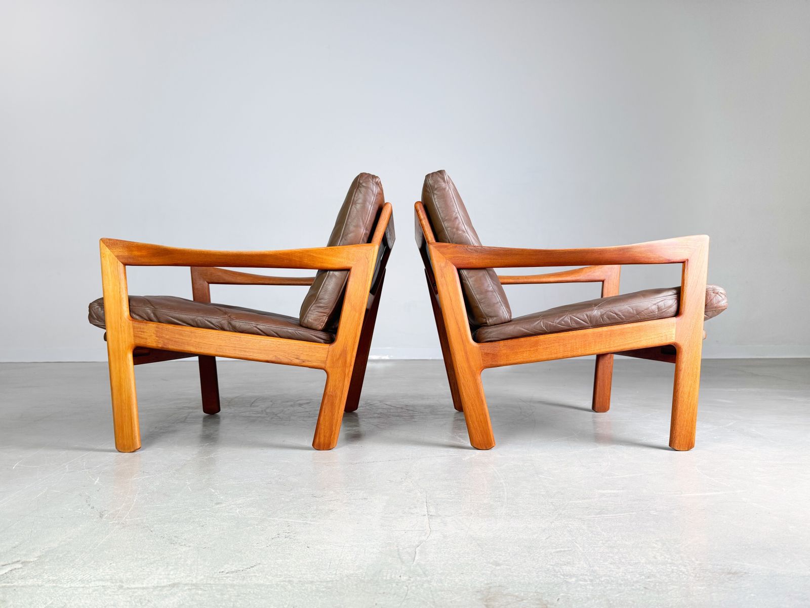 Furniture 2 Mid Century Armchairs Niels Eilersen Illum Wikkelsø Easy Chair Teak photo