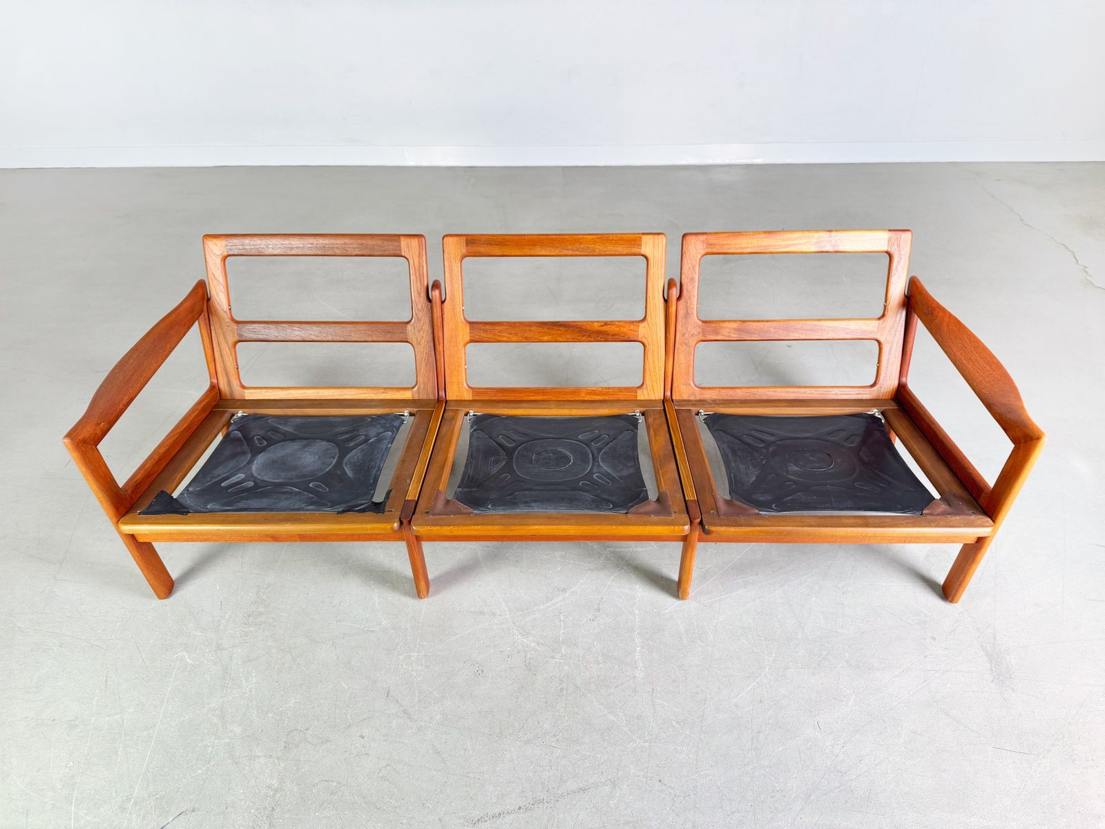 1690.0 Mid Century 3 Seater Sofa Niels Eilersen Illum Wikkelsø Couch Teak photo
