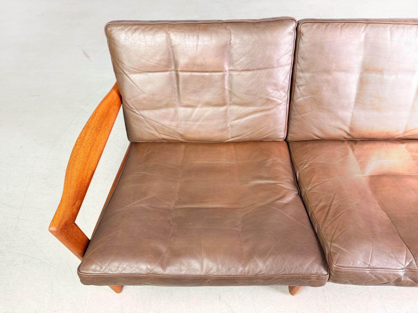 photo buy Mid Century 3 Seater Sofa Niels Eilersen Illum Wikkelsø Couch Teak