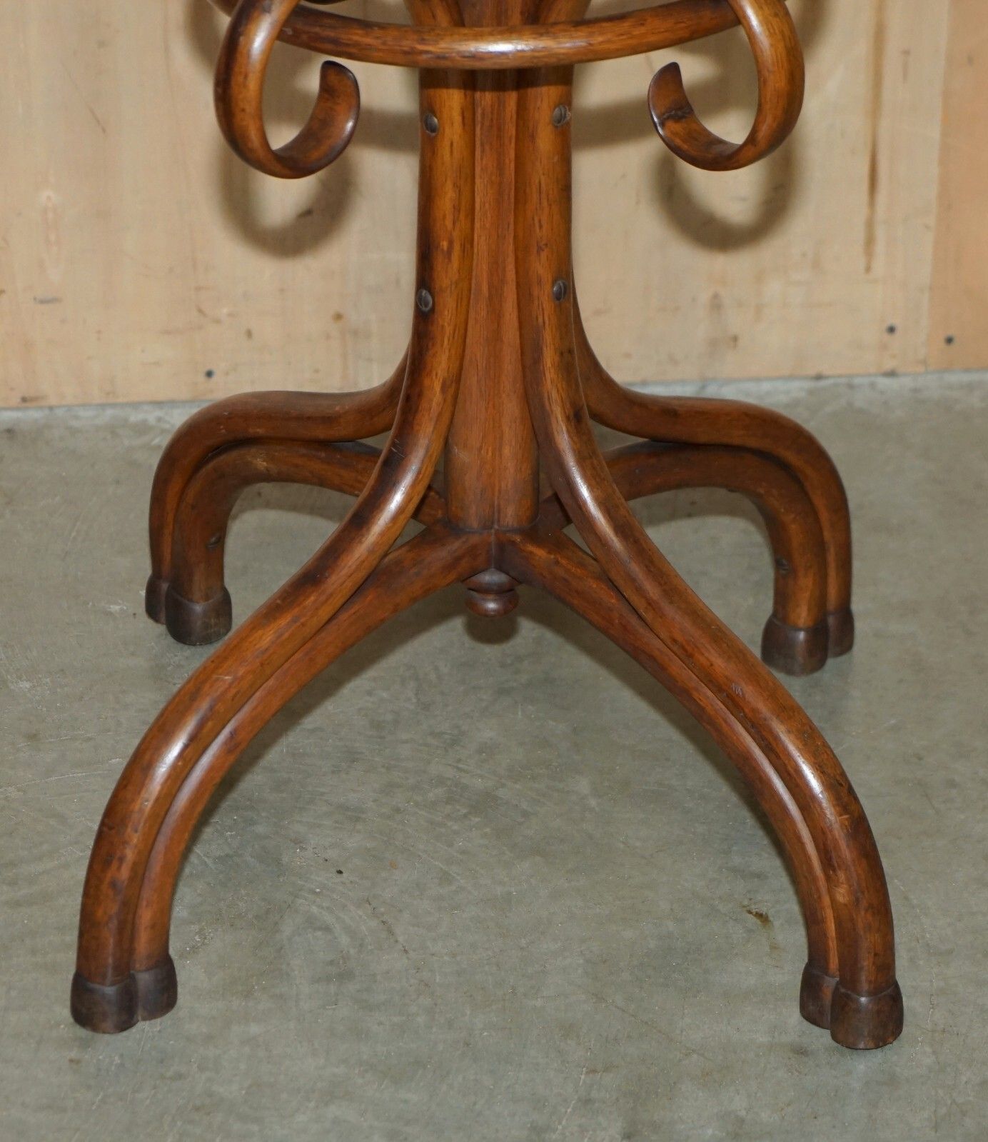 Huge Circa 1900's Thonet Revolving Bentwood Hat Coat & Scarf Floor Standing Rack photo furniture