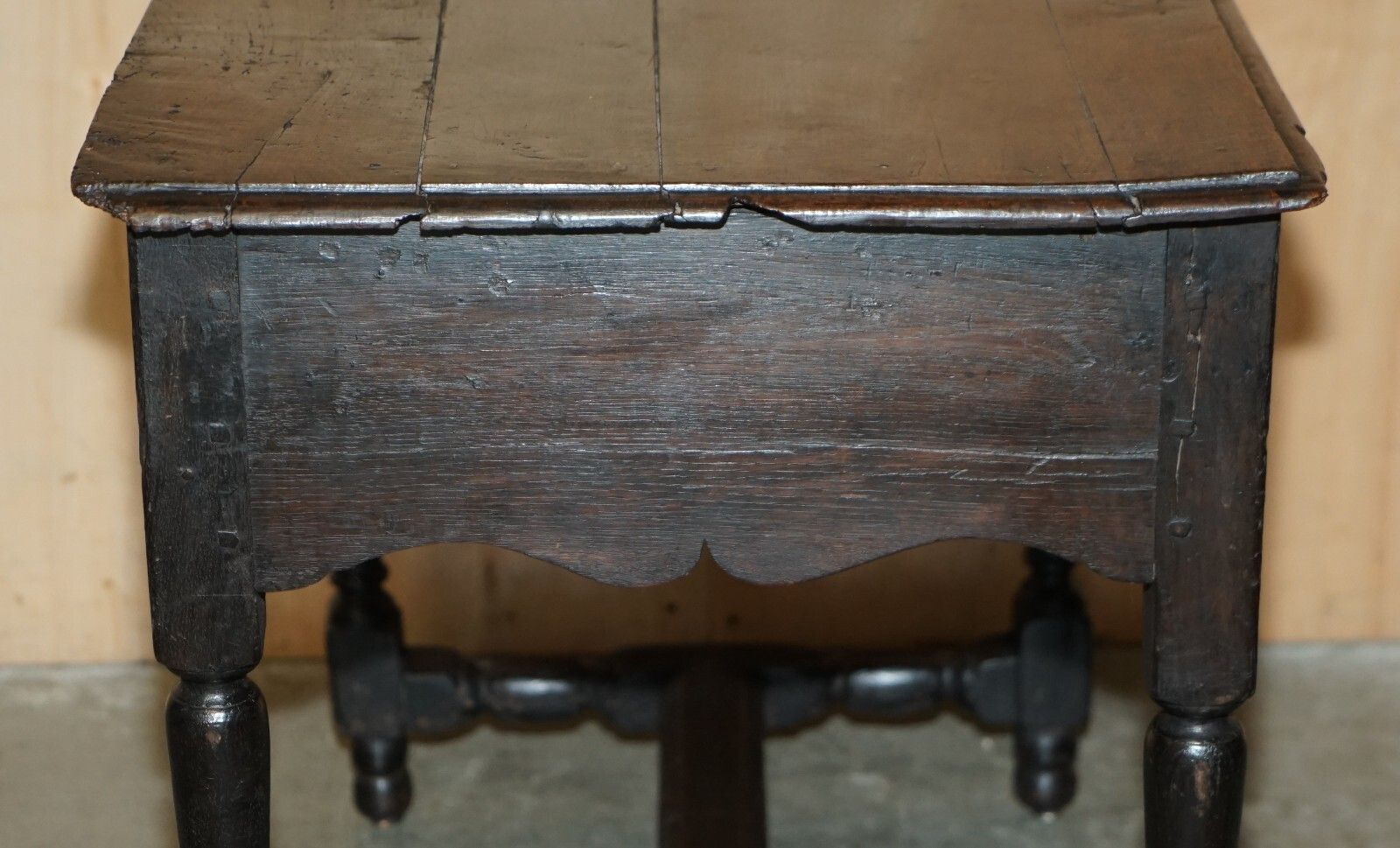 2350.0 17th Century Antique Charles II Flemish Oak Side Table With Single Drawer photo