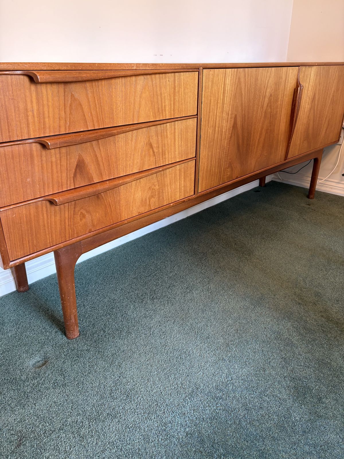 McIntosh Sideboard 1960s photo vinterior