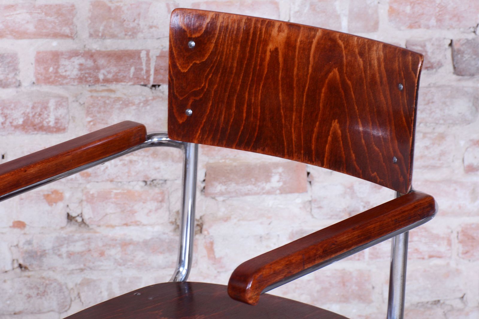 Set Of 2 Restored Bauhaus Chairs, By Mart Stam, Chrome, Plywood, Germany, 1930s photo vinterior
