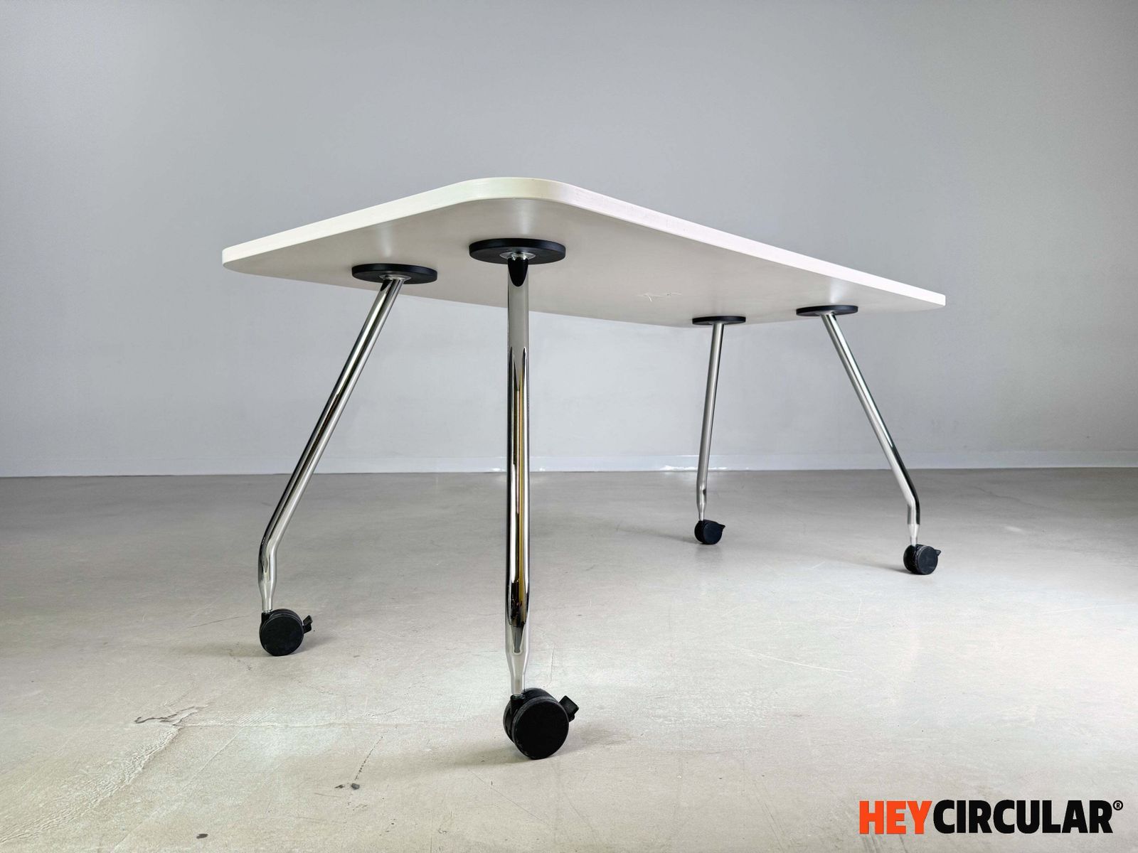 7x Vitra Desk Ad Hoc Antonio Citterio On Castors Soft Light photo furniture