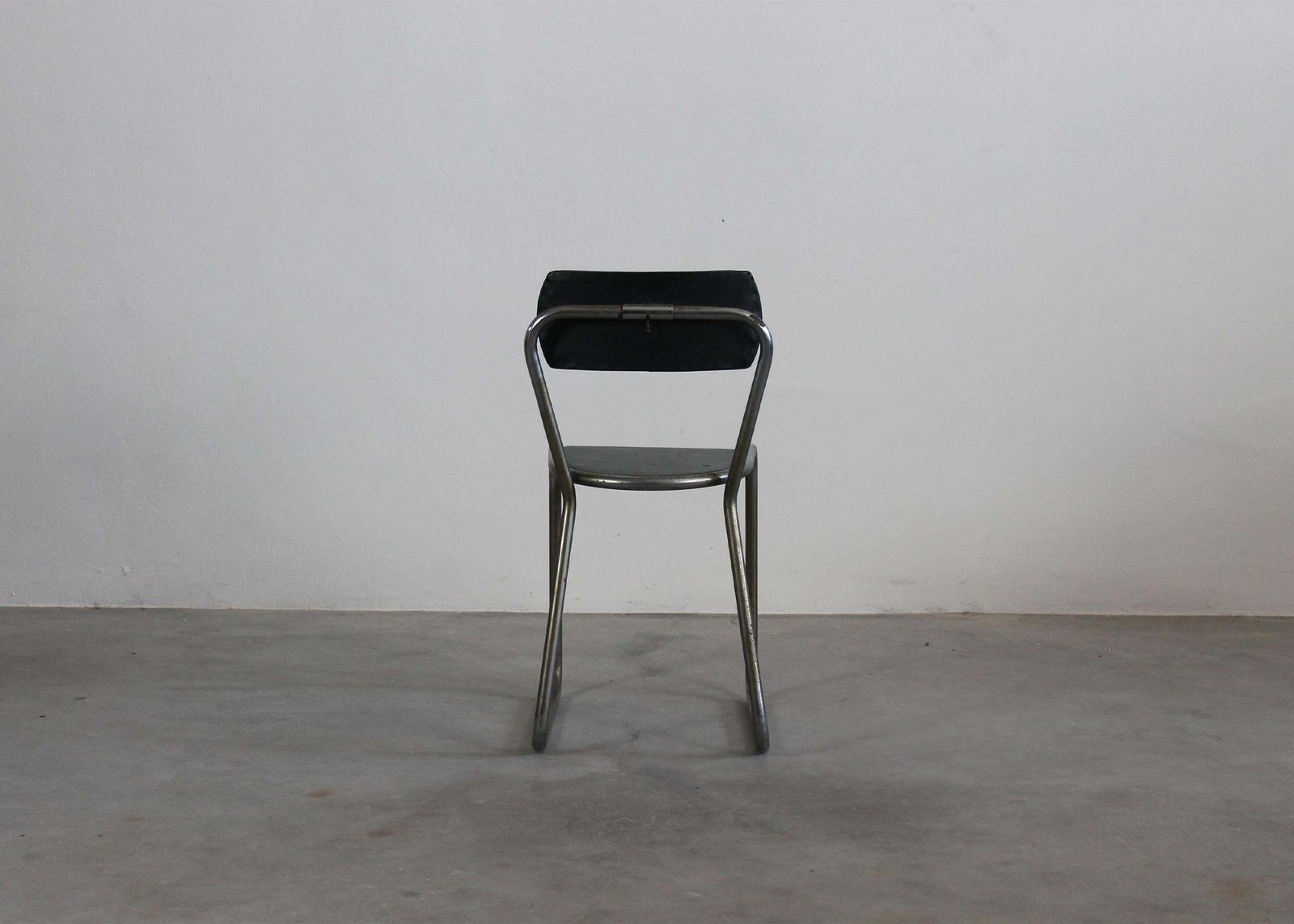 Gio Ponti Mid Century Modern Office Chair In Metal And Black Leather 1930s Italy photo 606.0