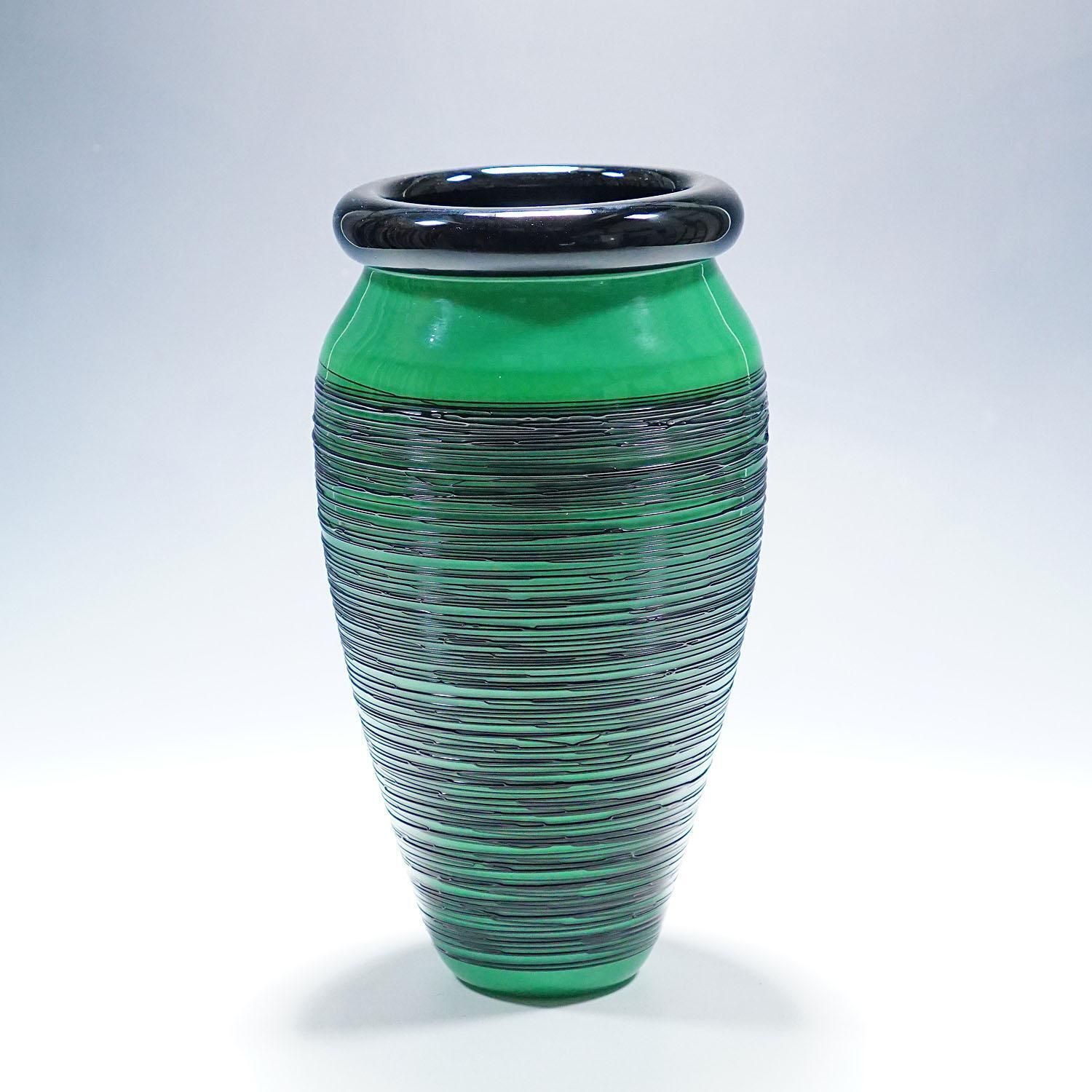 Large Toots Zynsky Vase 'Folto' For Venini 1988 photo furniture